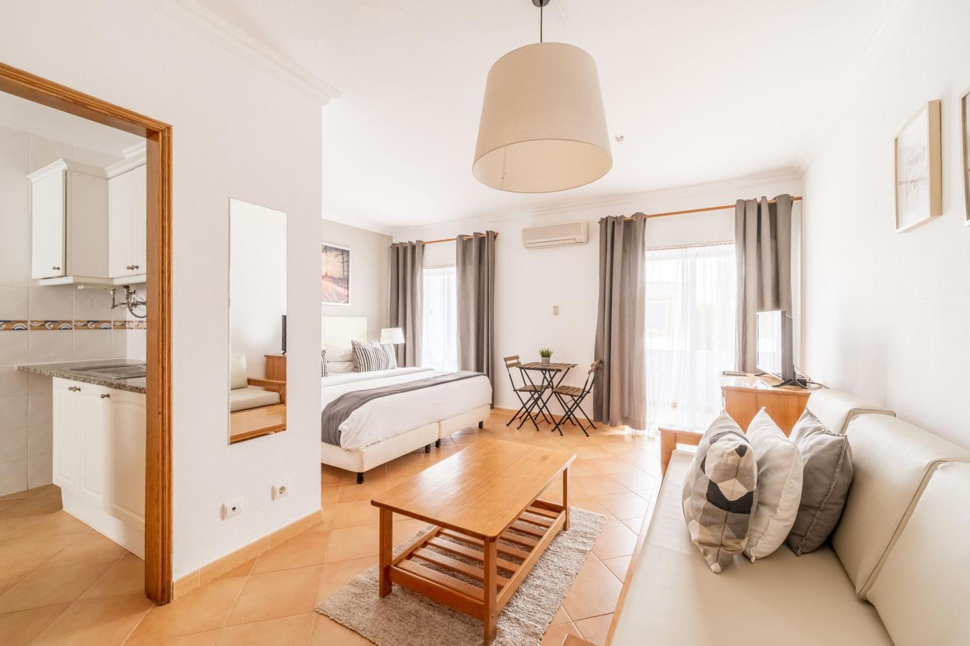 Oasis Beach Apartments Senhora da Luz 객실 사진